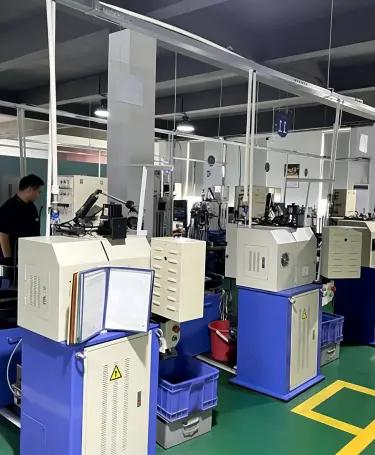 Centre d'entreposage et de logistique intelligent