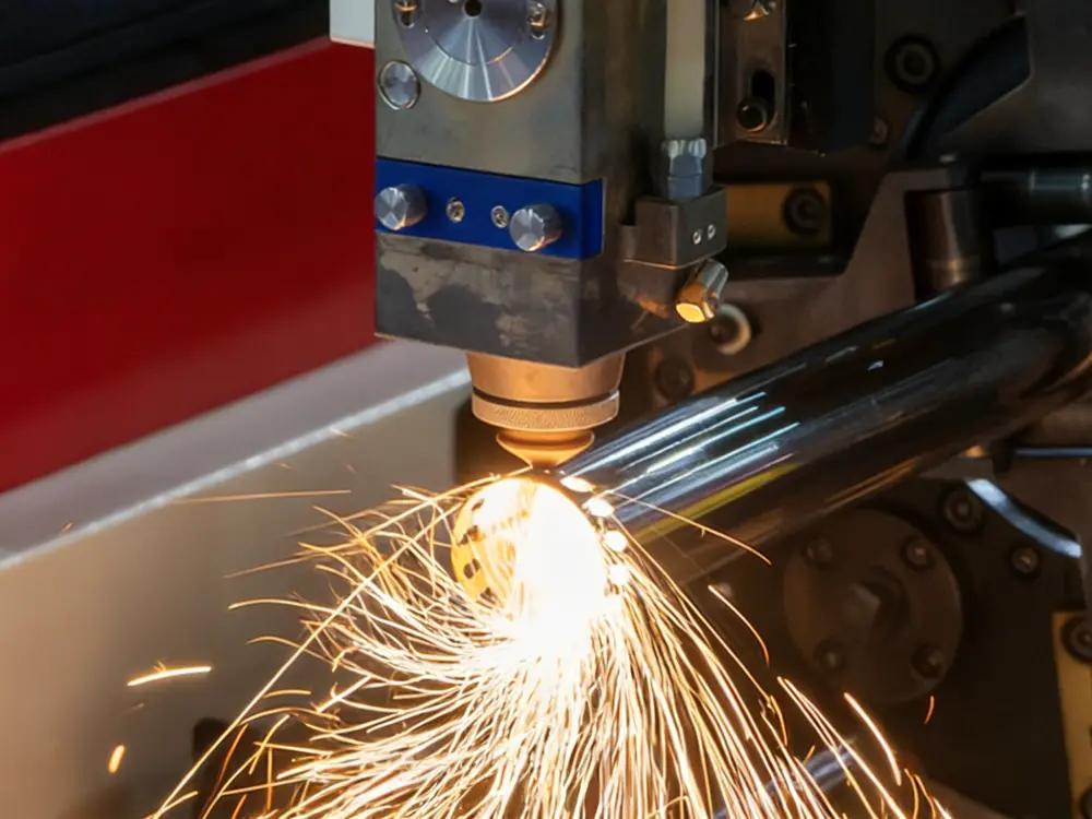Corte por láser: fabricación de precisión