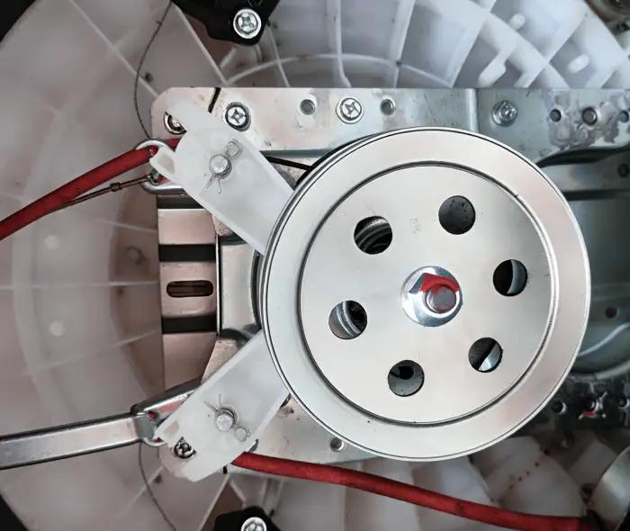 LS Manufacturing × Géant de l'électroménager : fourniture évolutive de ressorts d'embrayage pour machine à laver