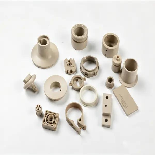 Plásticos de engenharia (PEEK/POM)
