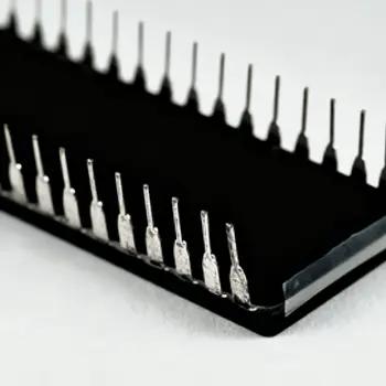 Vitrine de composants de précision à semi-conducteurs 6