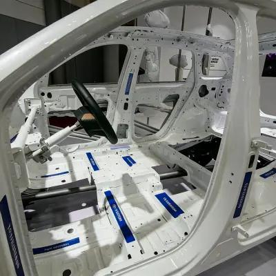 تطبيقات بثق الألومنيوم النقل