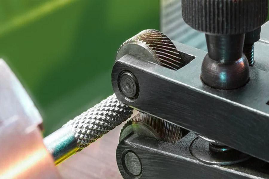 what-is-the-knurling-tool-in-a-lathe-machine