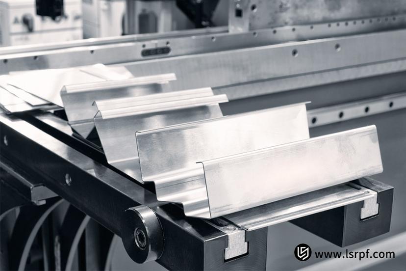 five-criteria-for-selecting-sheet-metal-bending-manufacturers-and-a-guide-to-avoiding-pitfalls