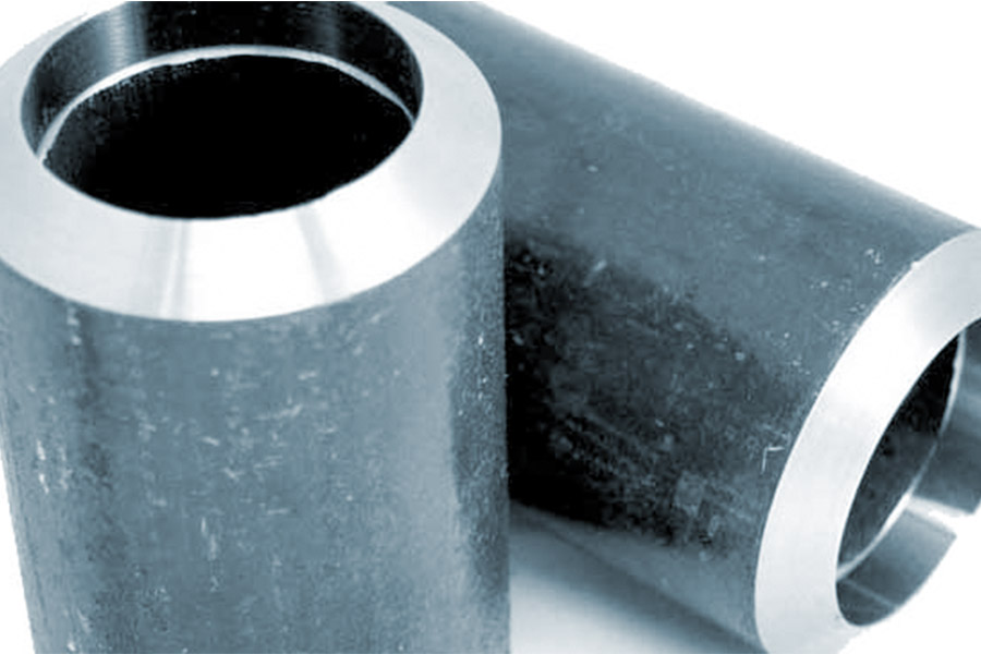 Was ist Pipe, die Pipe ist.
<h2> Warum entscheidet die Schweißintegrität über die Schweißintegrität? </H2>
<p> Der Auswirkungen auf die Schweißintegrität ist strukturell, wobei das grundlegende Einvernehmen bei der gegenseitigen Kontrolle des metallurgischen Verfahrens und der mechanischen Reaktion durch die Form der Geometrie liegt. Was folgt, ist eine Zusammenfassung der wesentlichen Mechanismen, die auf der technischen Validierung basieren: </p>
<p> <strong> 1. Kontrolle der Penetration: Rillengeometrie steuert die Effizienz der Fusion </strong> </p>
<p> <em> <strong> V-Groove-Defekte </strong> </em> </p>
<p> 60 ° Standard V-Groove bildet bei der Wurzel einer 