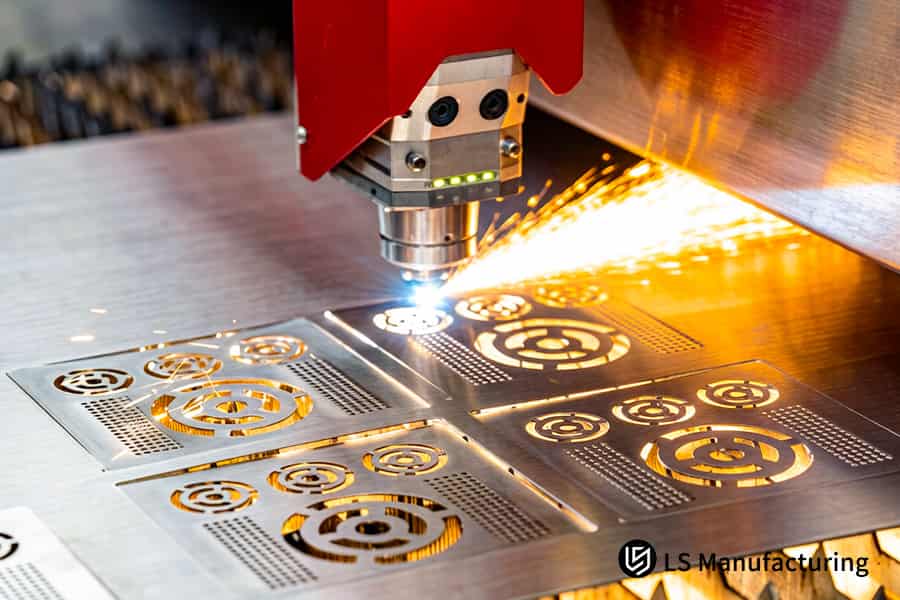 高精度切割不锈钢复杂形状的药物混合容器零件。