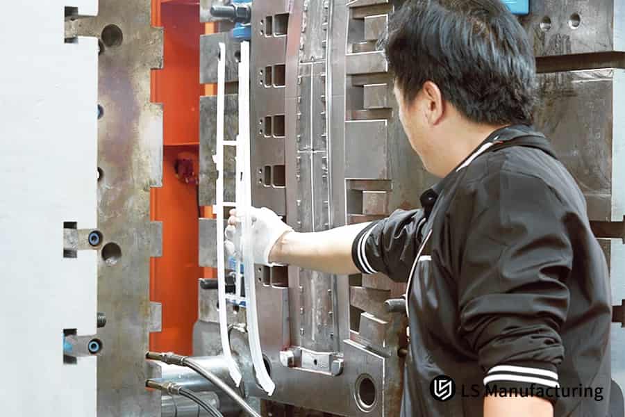 Деталь из службы индивидуального литья под давлением