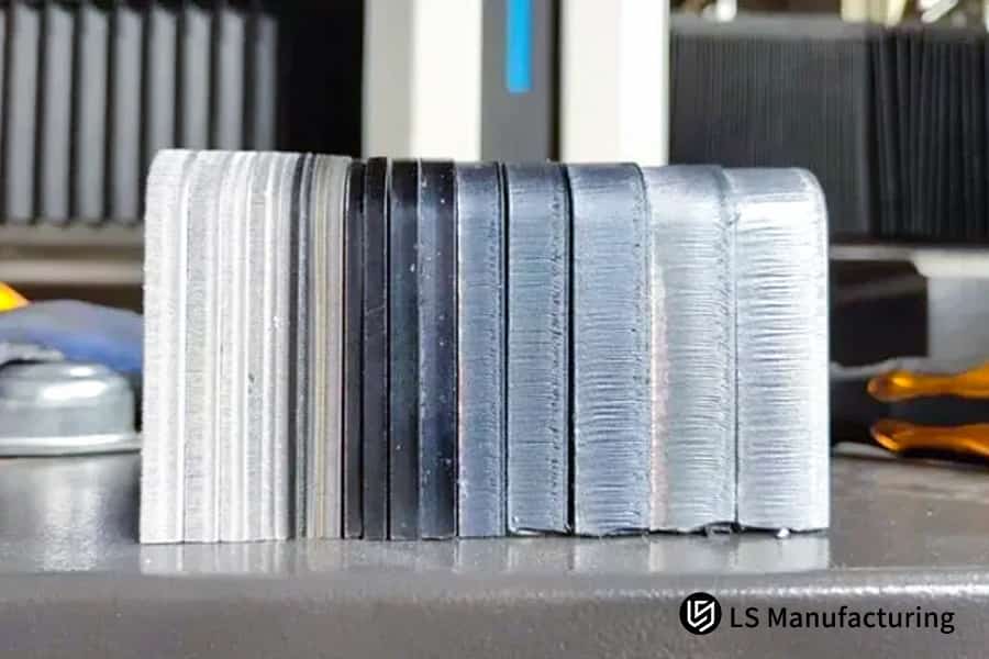 Образцы резки металла для производственного анализа