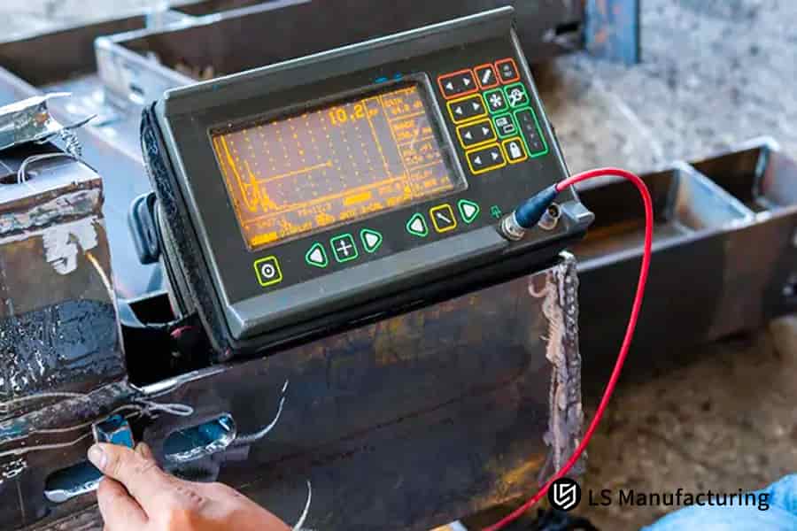 Ispezione di qualità delle saldature di acciaio di grosso spessore